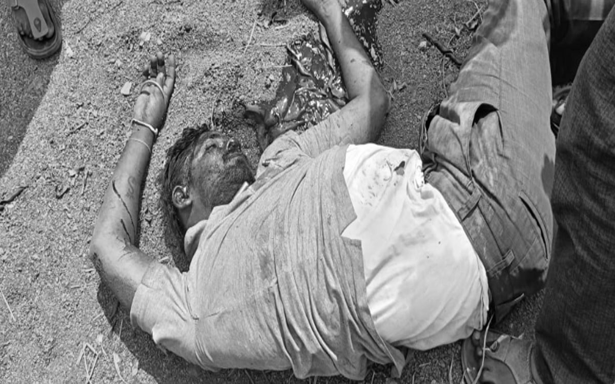 చిలకమర్రి వద్ద బైక్ను ఢీకొట్టిన కారు.. వ్యక్తి మృతి