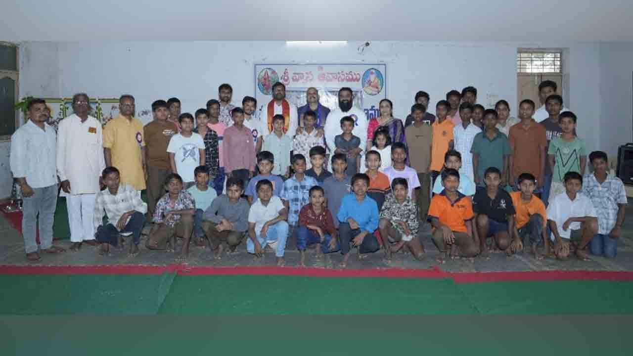 Civils Ranker | ‘క్రమశిక్షణతో కూడిన విద్యనే ఉన్నత స్థాయికి చేరుకుంటాం’.. సివిల్స్​‍ ర్యాంకర్‌ అట్ల తరుణ్‌ తేజ..!