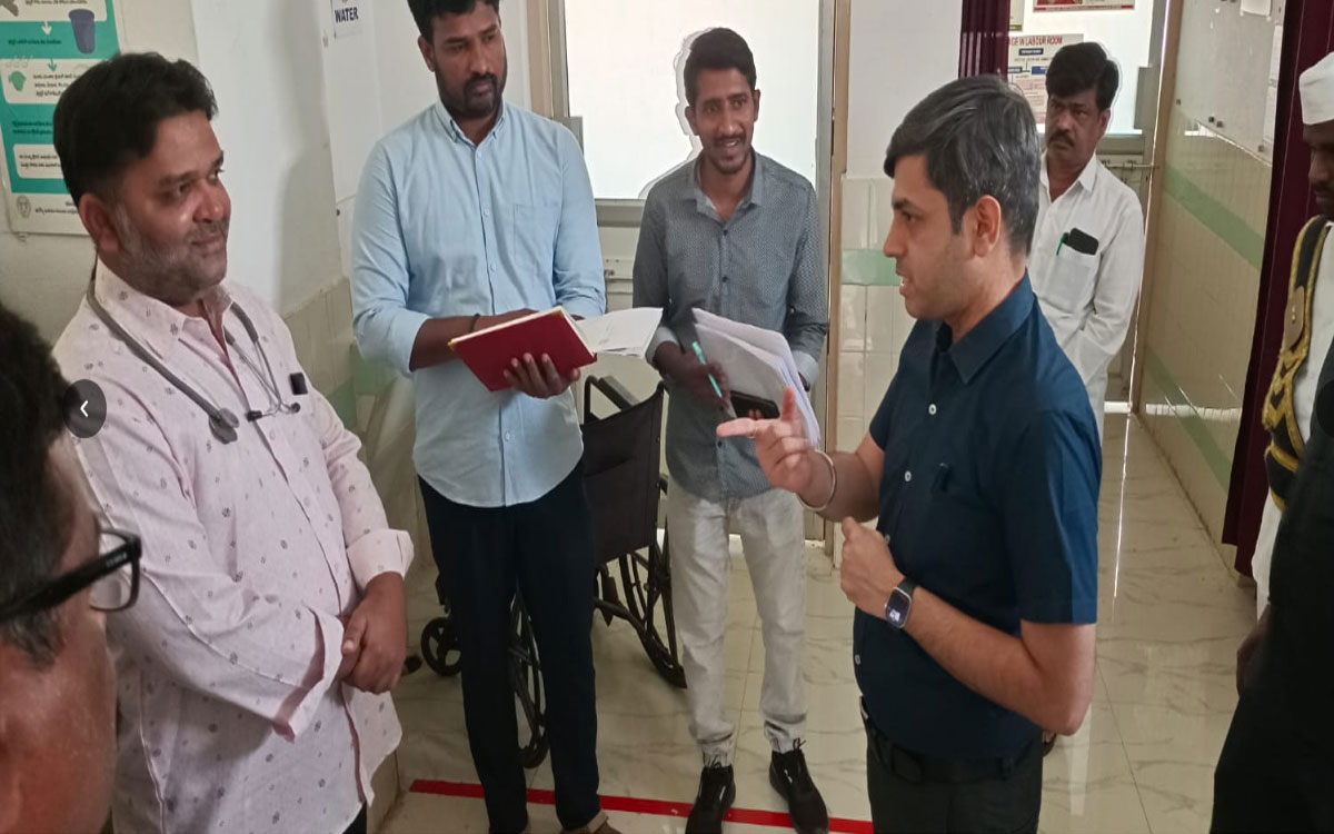 మెరుగైన వైద్య సేవలు అందించాలి : క‌లెక్ట‌ర్ అనురాగ్ జ‌యంతి