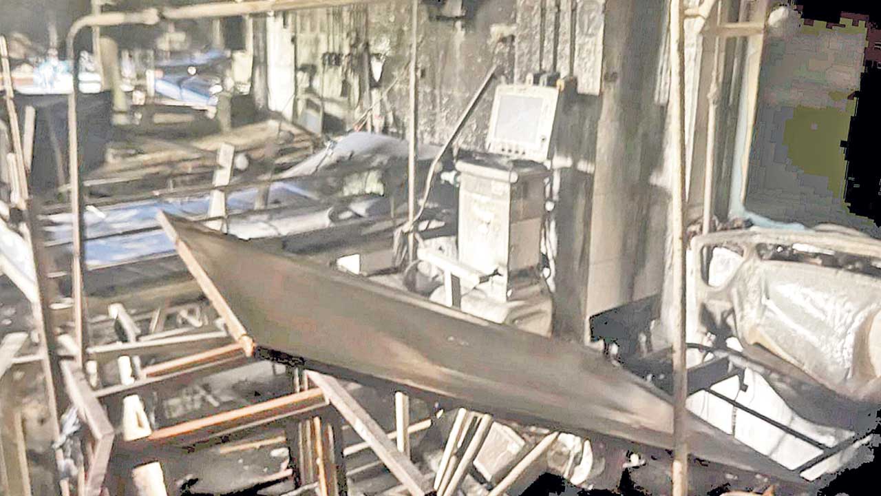 ఐసీయూలో మంటలు..10 మంది మృతి