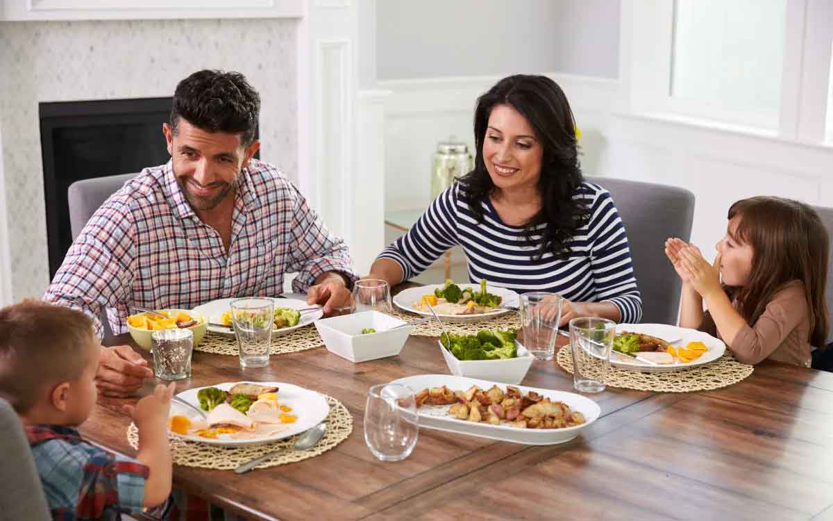 Dinner | రాత్రి పూట త్వ‌ర‌గా భోజ‌నం చేస్తే క‌లిగే లాభాలు ఇవే..!