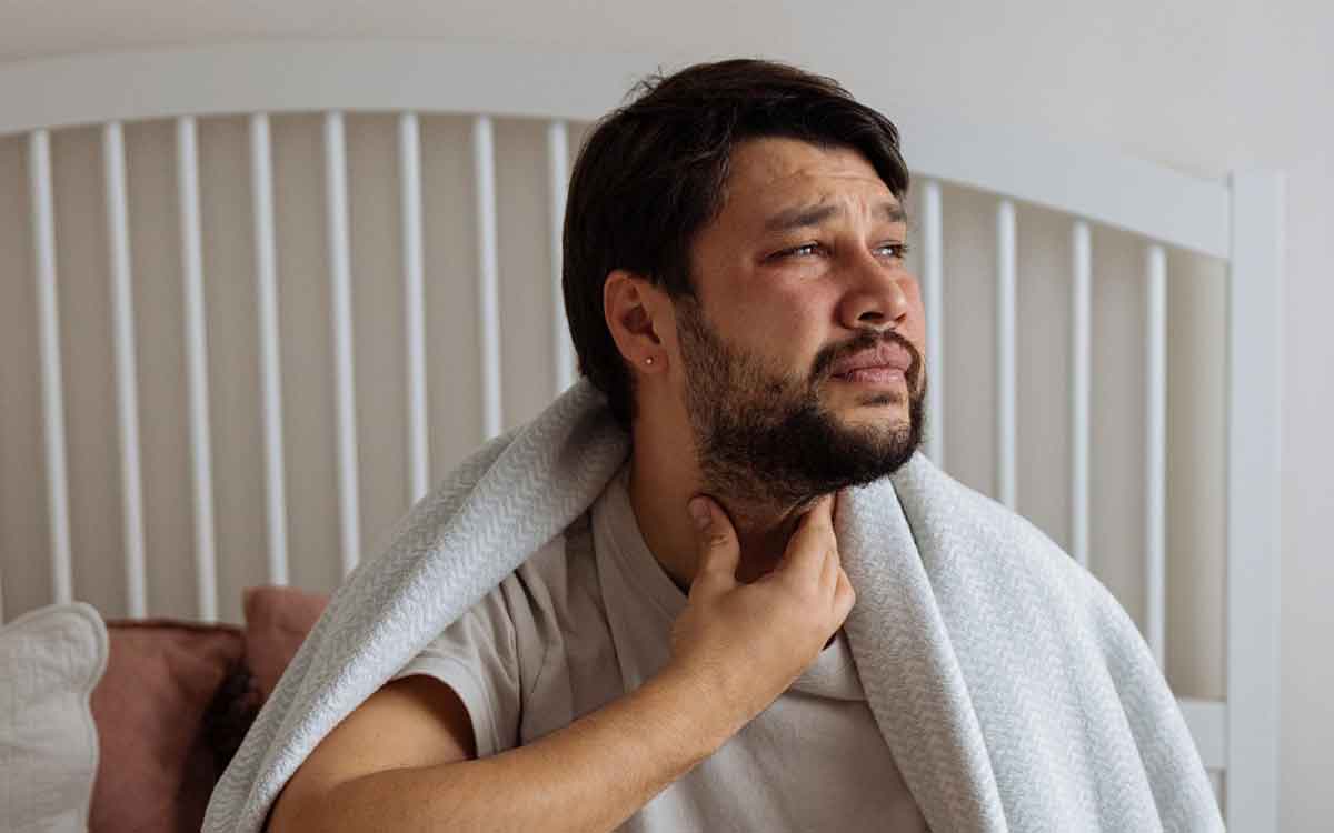 Dry Throat | ఈ సీజ‌న్‌లో చాలా మందికి వ‌చ్చే గొంతు పొడిబారే స‌మ‌స్య‌.. ఎందుకు వ‌స్తుంది.. ఏం చేయాలి..?