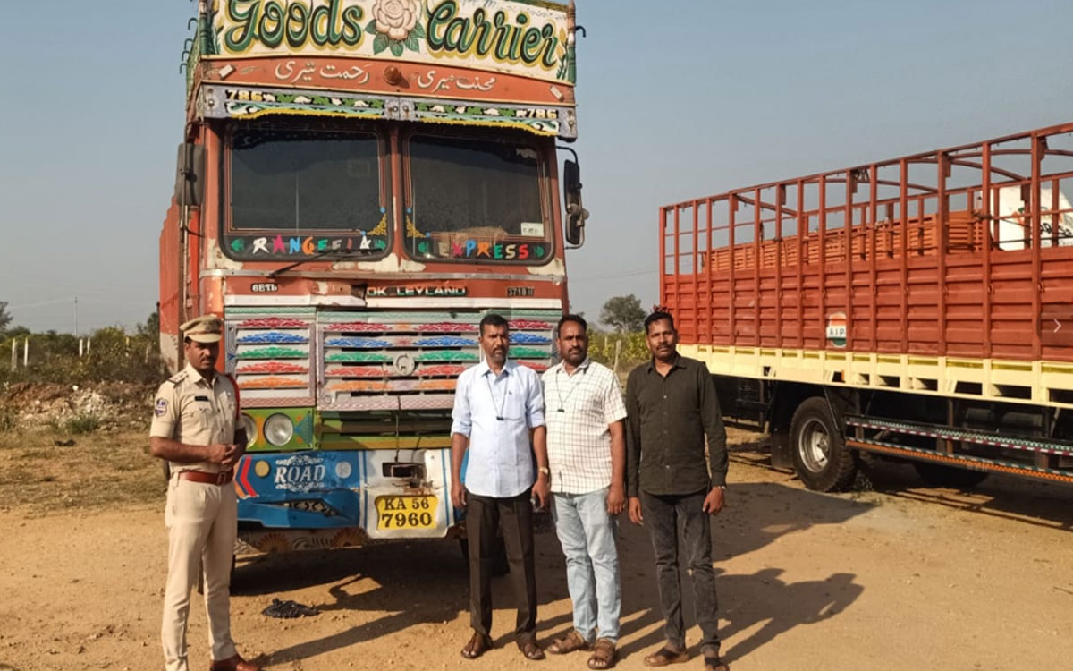 అంతర్రాష్ట్ర దారి దోపిడీ ముఠా అరెస్ట్