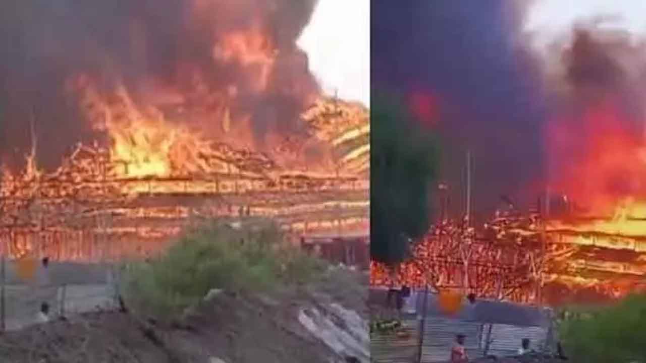 అయోధ్య యజ్ఞ శాలలో భారీ అగ్ని ప్రమాదం