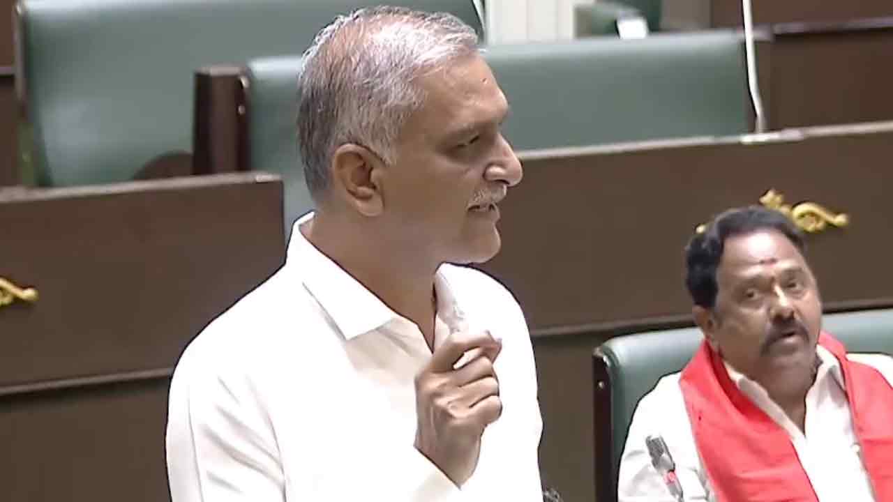Harish Rao | ఆరోగ్య శ్రీ బిల్లులు చెల్లించకపోవడంతో దవాఖానలు మూతపడే పరిస్థితులు ఏర్పడ్డాయి : హరీశ్ రావు