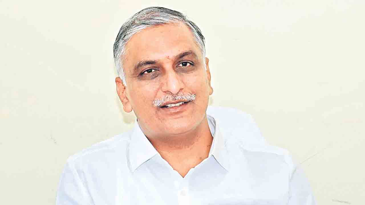 దేశ పురోగతికి మహిళలు దోహదం