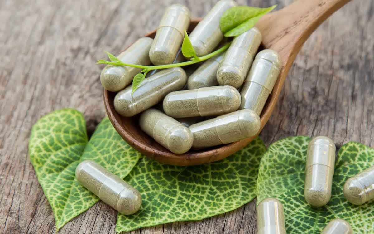 Herbal Supplements | హెర్బ‌ల్ స‌ప్లిమెంట్ల‌ను అధికంగా వాడుతున్నారా.. అయితే జాగ్ర‌త్త‌..