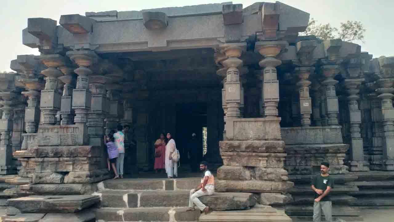 Hanumakonda | వేయిస్తంభాల కళ్యాణమండపం పూర్తయిదెప్పుడో..?