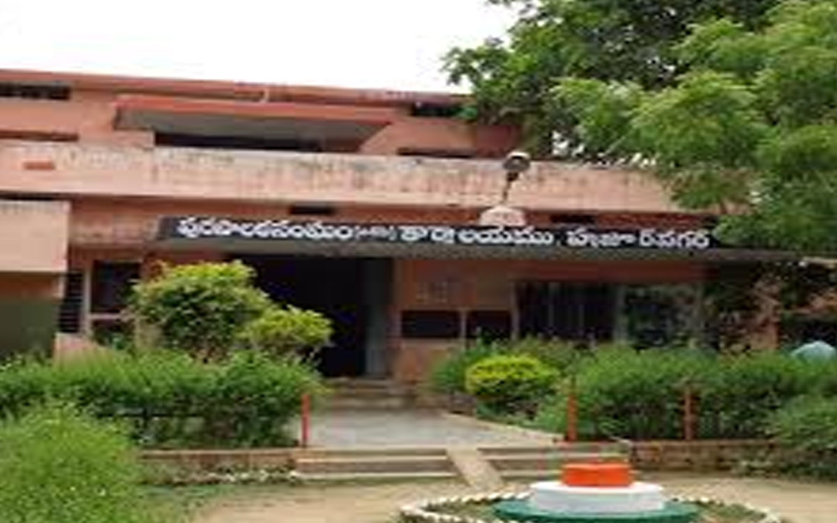 హుజూర్‌న‌గ‌ర్ మున్సిపాలిటీలో ‘షాడో’ల రాజ్యం !