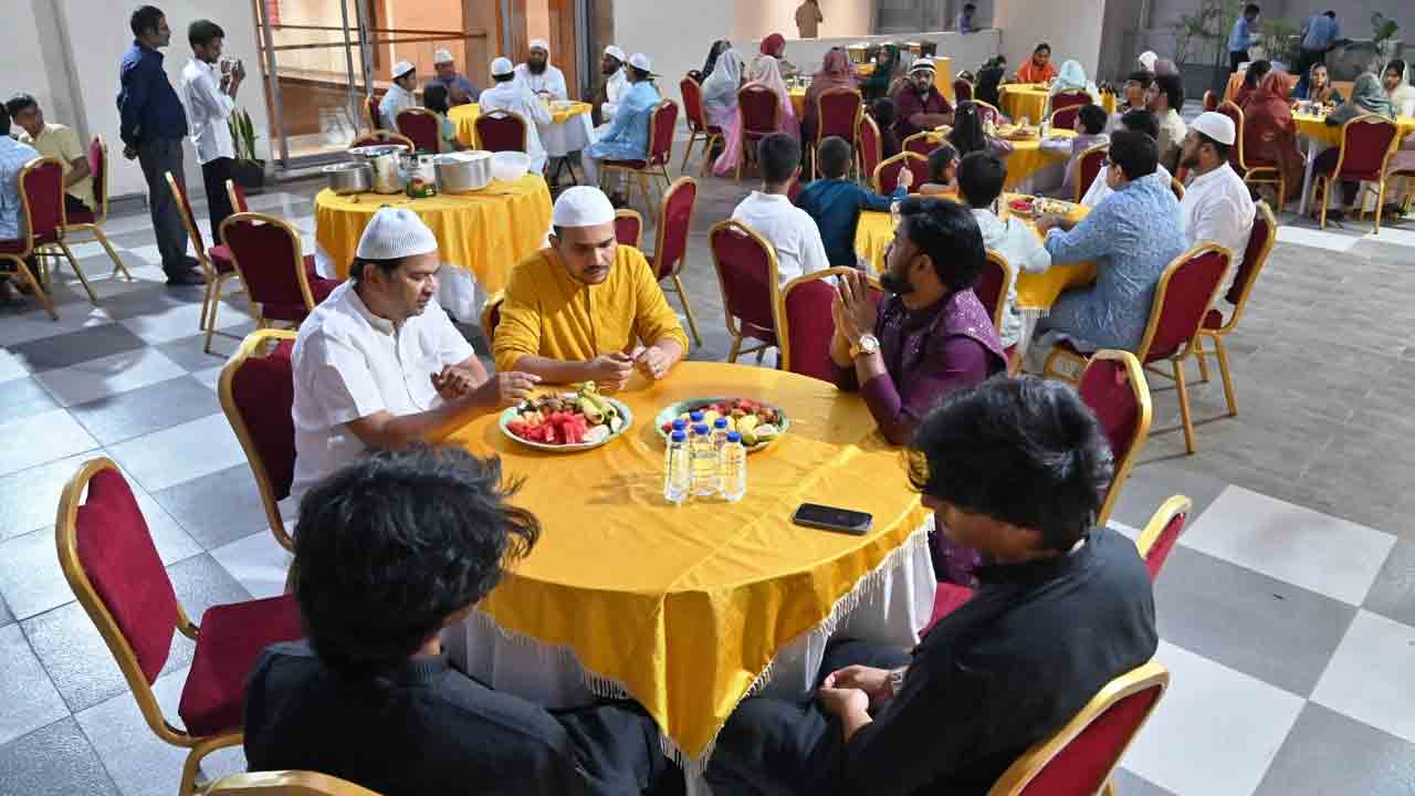 Hyderabad | కోహినూర్ అపార్ట్‌మెంట్‌లో ఘనంగా ఇఫ్తార్ వేడుకలు