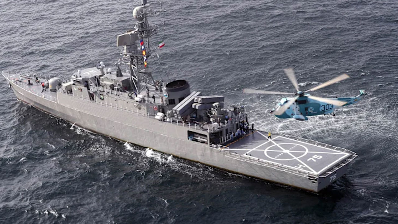 PM Anthony Albanese: ఇరాన్ నౌక‌ను పేల్చిన అమెరికా జ‌లాంత‌ర్గామిలో ముగ్గురు ఆస్ట్రేలియ‌న్లు: ప్ర‌ధాని అల్బ‌నీస్‌