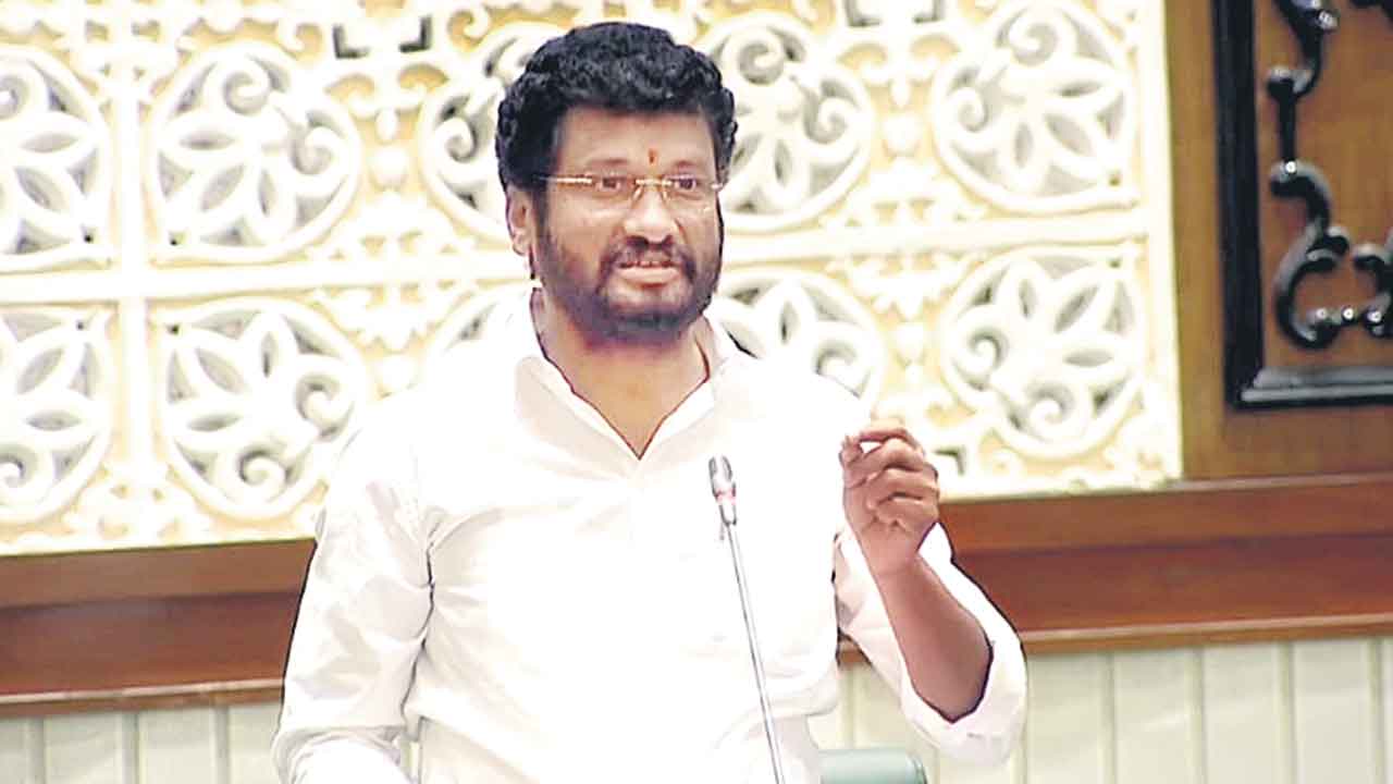 దేగామ ప్రాజెక్టు కుటుంబాలకు పరిహారం చెల్లించాలి