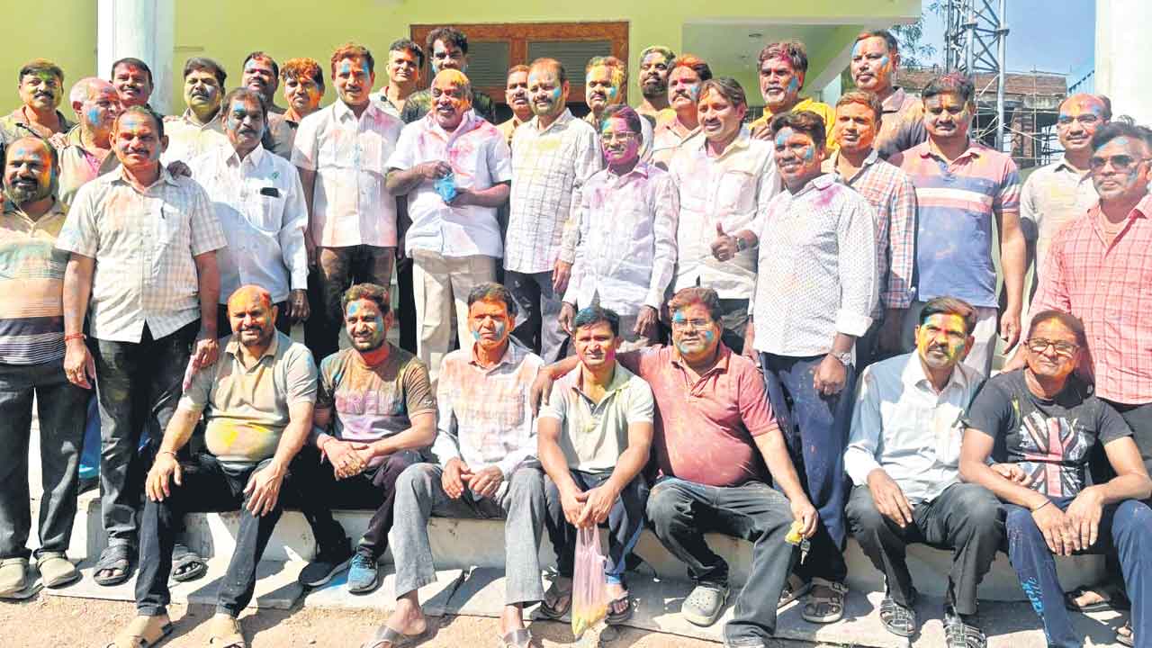 హోలీ మస్త్‌