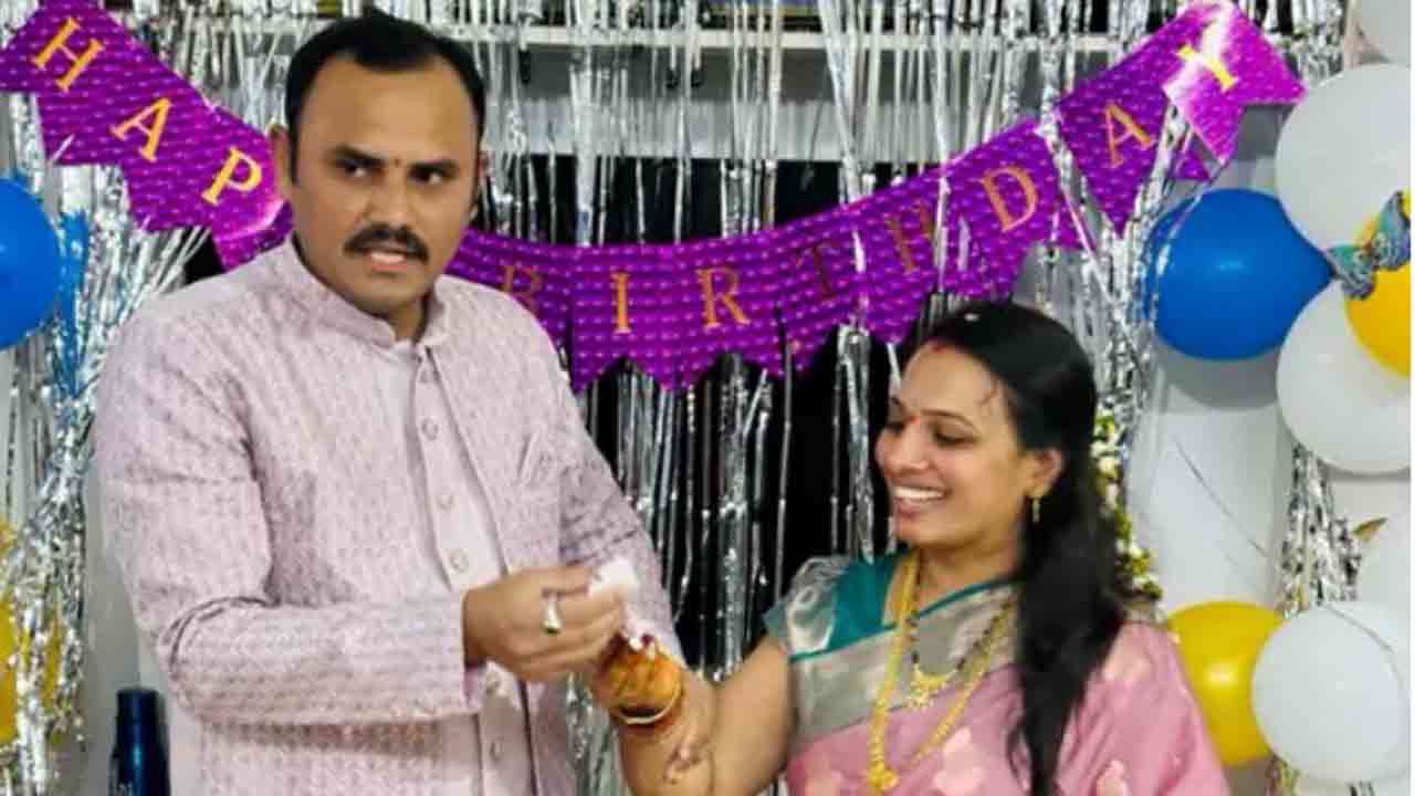 Karimnagar II Town SI | మూడు రోజుల కిందట భార్య.. ఇప్పుడు భర్త.. కరీంనగర్ టూటౌన్ ఎస్సై ఆత్మహత్య