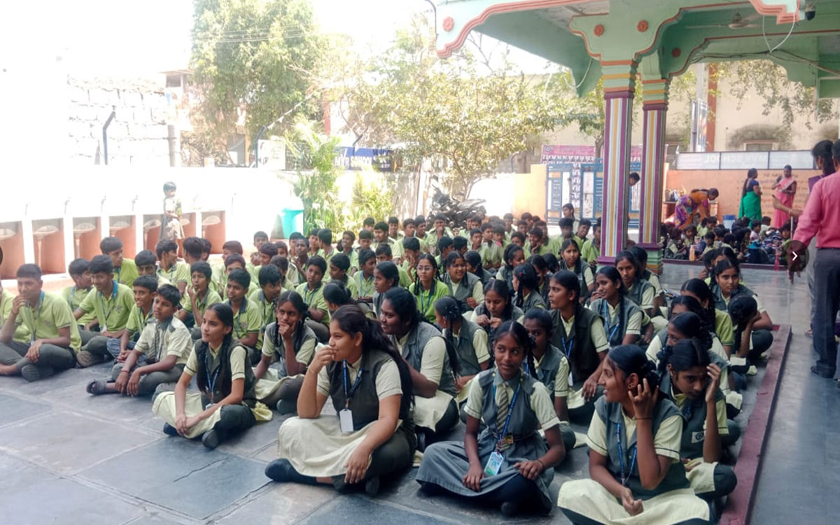 మహిళ లేనిదే మనుగడ లేదు : డా.కేశవులు ముదిరాజ్