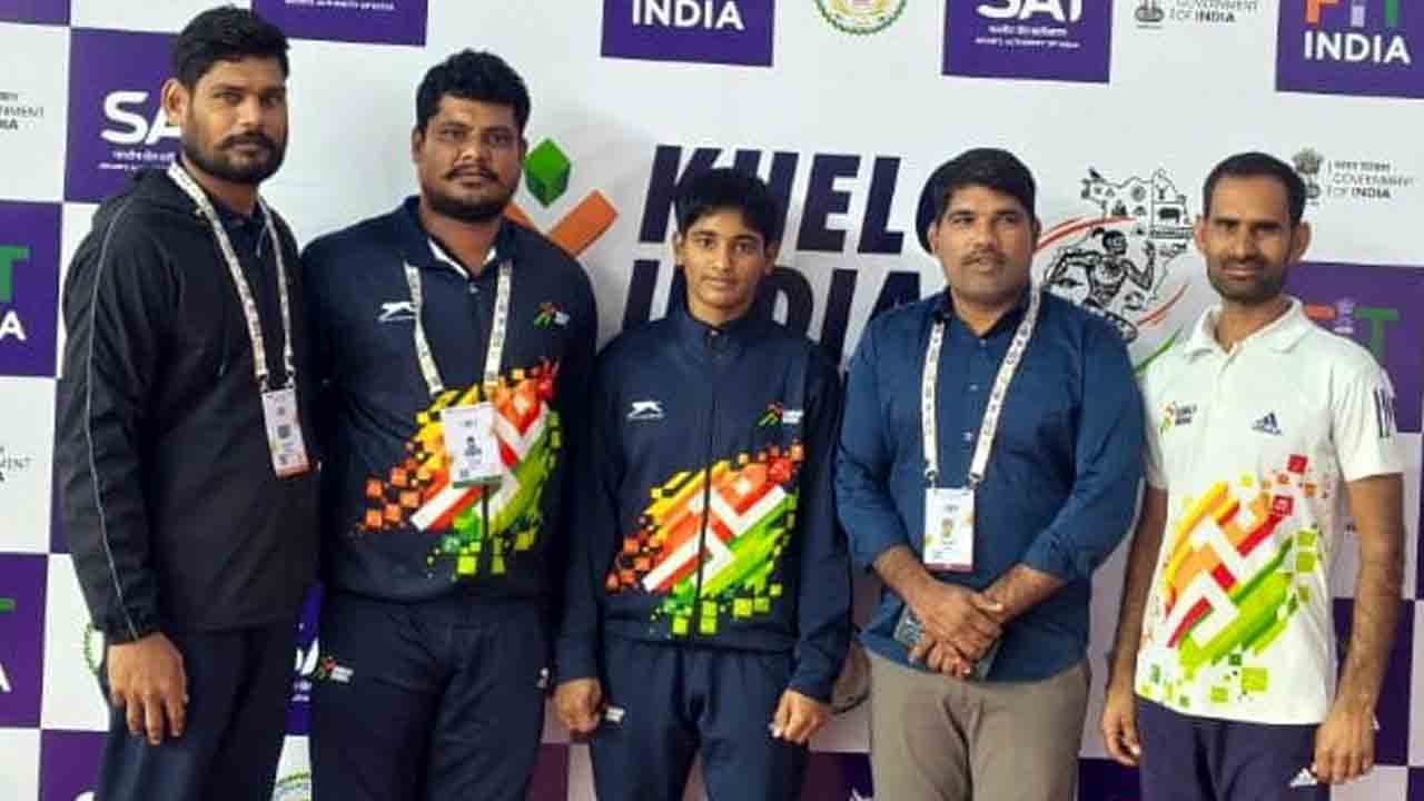 Khelo India | ఖేలో ఇండియా గిరిజన క్రీడల్లో సత్తా చాటిన తెలంగాణ రెజ్లర్లు