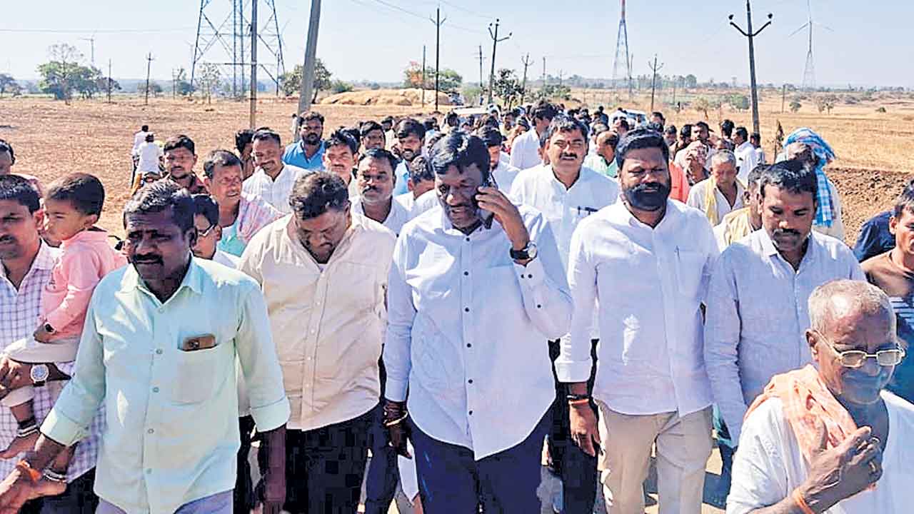 రైతులకు కన్నీళ్లు పెట్టిస్తే పుట్టగతులుండవు