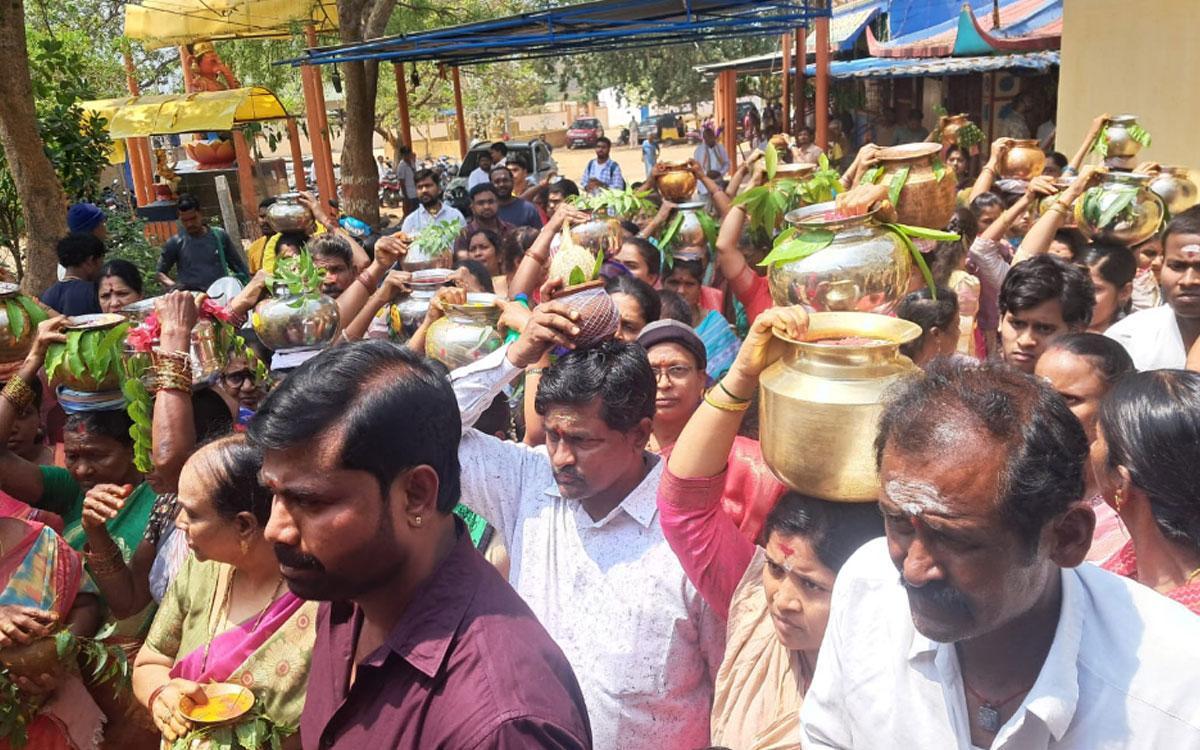 కోటమైసమ్మ దేవాలయంలో ఏకాదశ రుద్రాభిషేక పూజలు