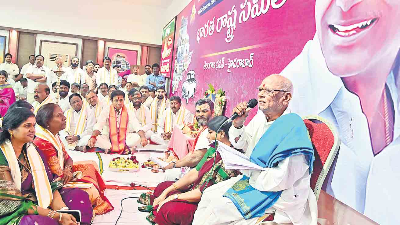 ప్రభుత్వ వైఫల్యం ప్రతిపక్షానికి బలం.. విద్యావిధానంలో మార్పులతో తీరని నష్టం