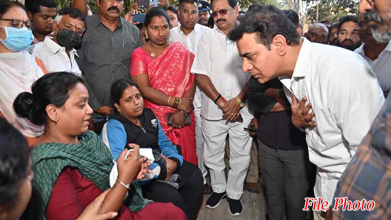 సీనియర్ వీడియో జర్నలిస్ట్ దామోదర్ కుటుంబానికి అండగా నిలిచిన కేటీఆర్