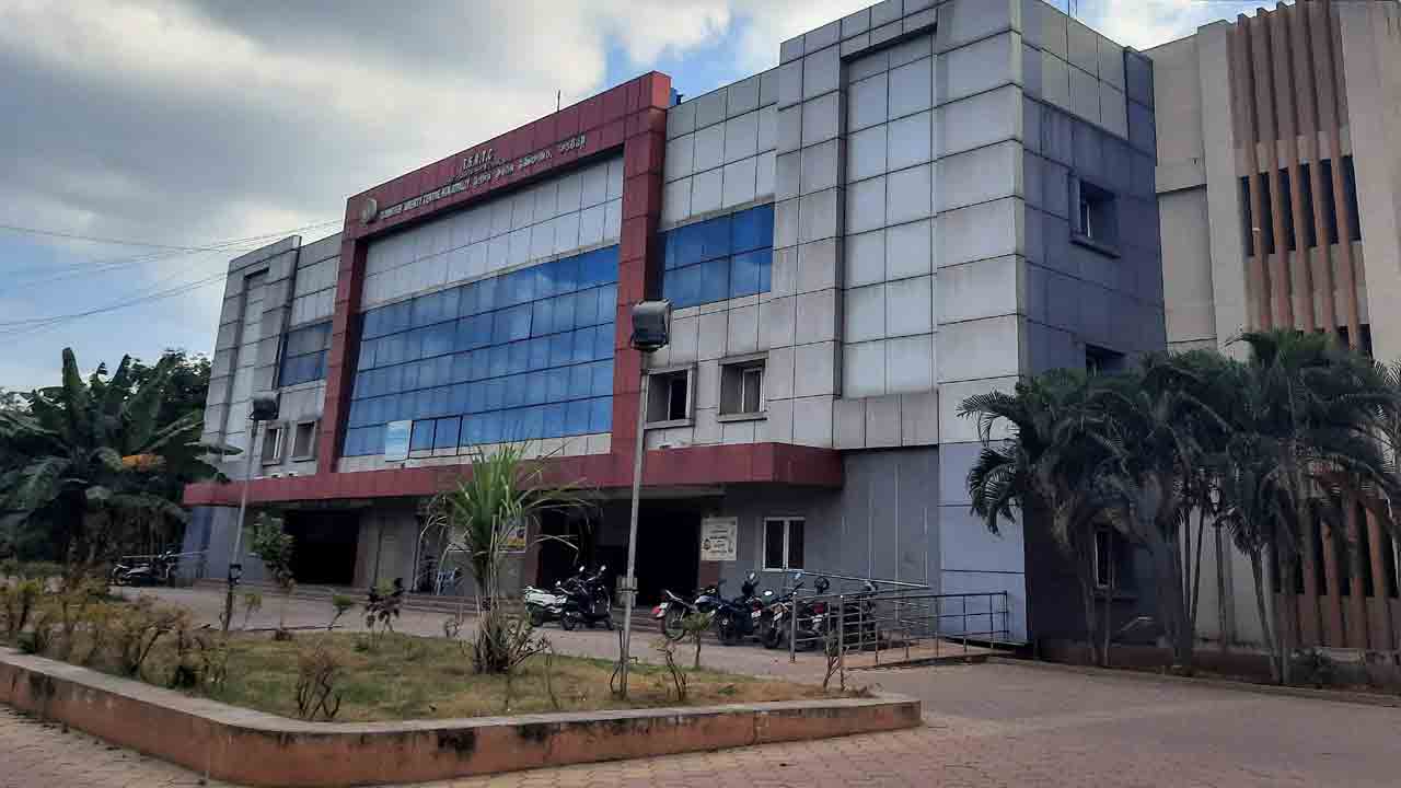 కూకట్‌పల్లి డిపో బస్సులే కావాలి..జనగామ డీఏం వైఖరి పై బచ్చన్నపేట ప్రజల ఆగ్రహం