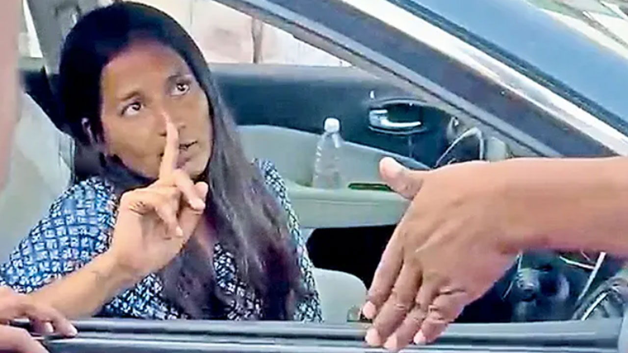 Lavanya | సంగారెడ్డిలో డ్రంక్ అండ్ డ్రైవ్ కలకలం .. హీరో రాజ్ త‌రుణ్‌ మాజీ ప్రియురాలు లావణ్య హల్‌చల్