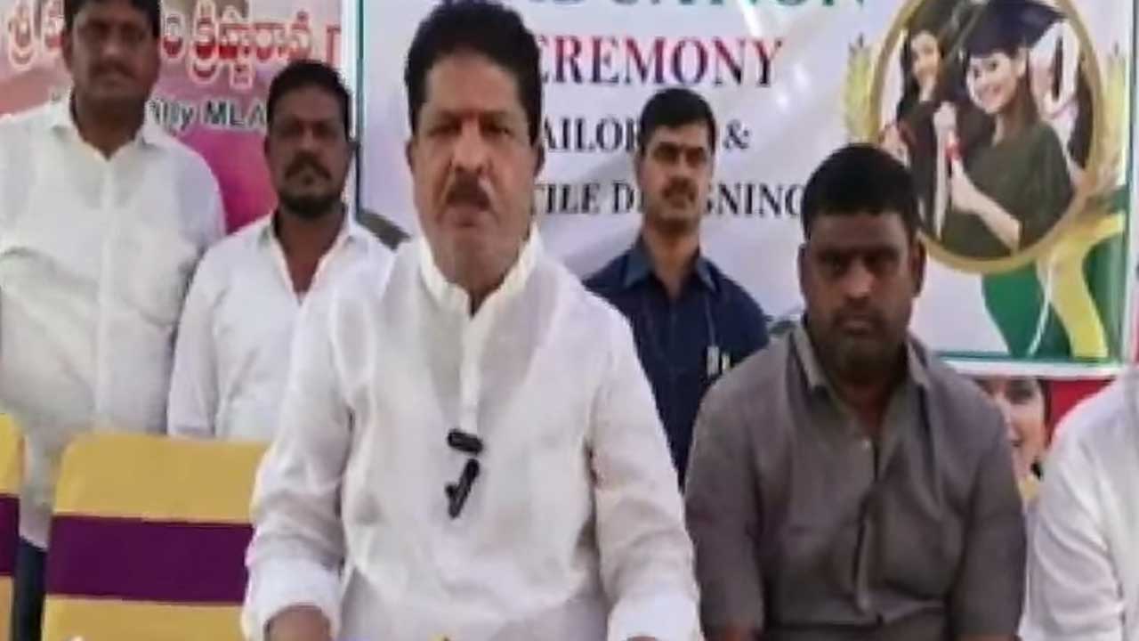 ప్రభుత్వాన్ని ప్రశ్నిస్తే మాపై కేసులు పెడతారా.. రేవంత్‌ సర్కార్‌పై మాధవరం కృష్ణారావు ధ్వజం