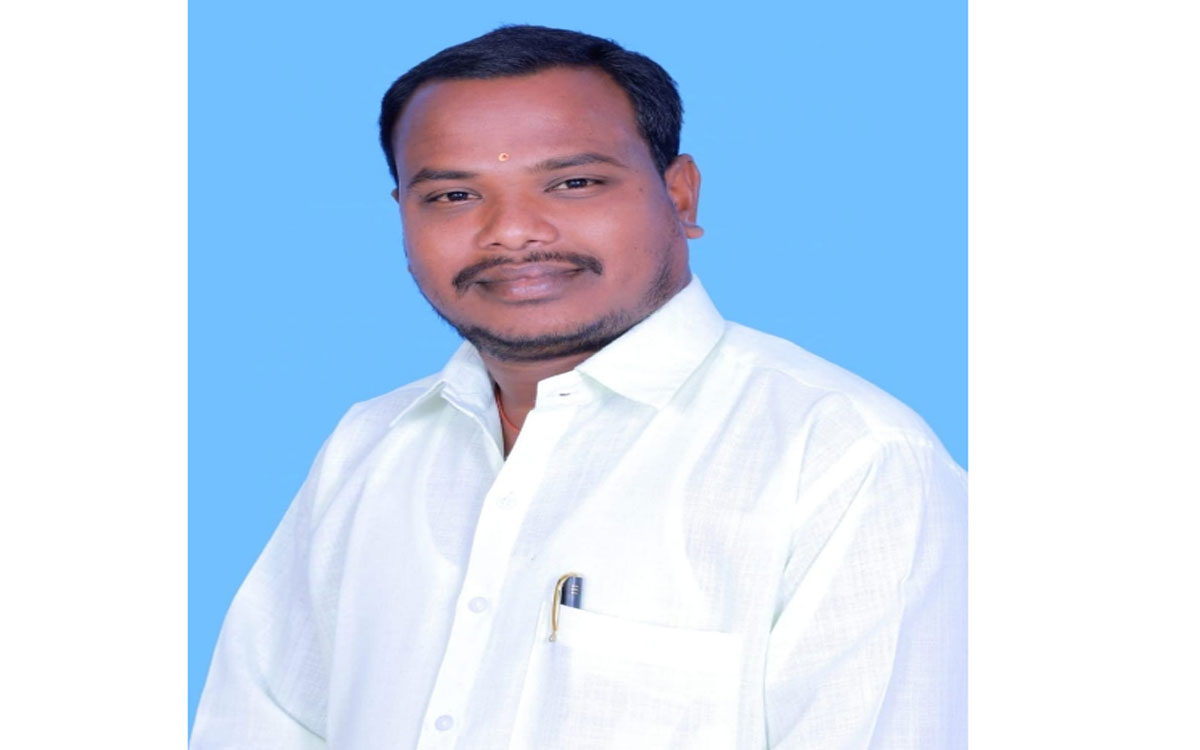 విద్యుత్ ఆర్టిజన్ ఎంప్లాయిస్ జేఏసీ భువనగిరి డివిజన్ చైర్మన్‌గా మహేశ్‌