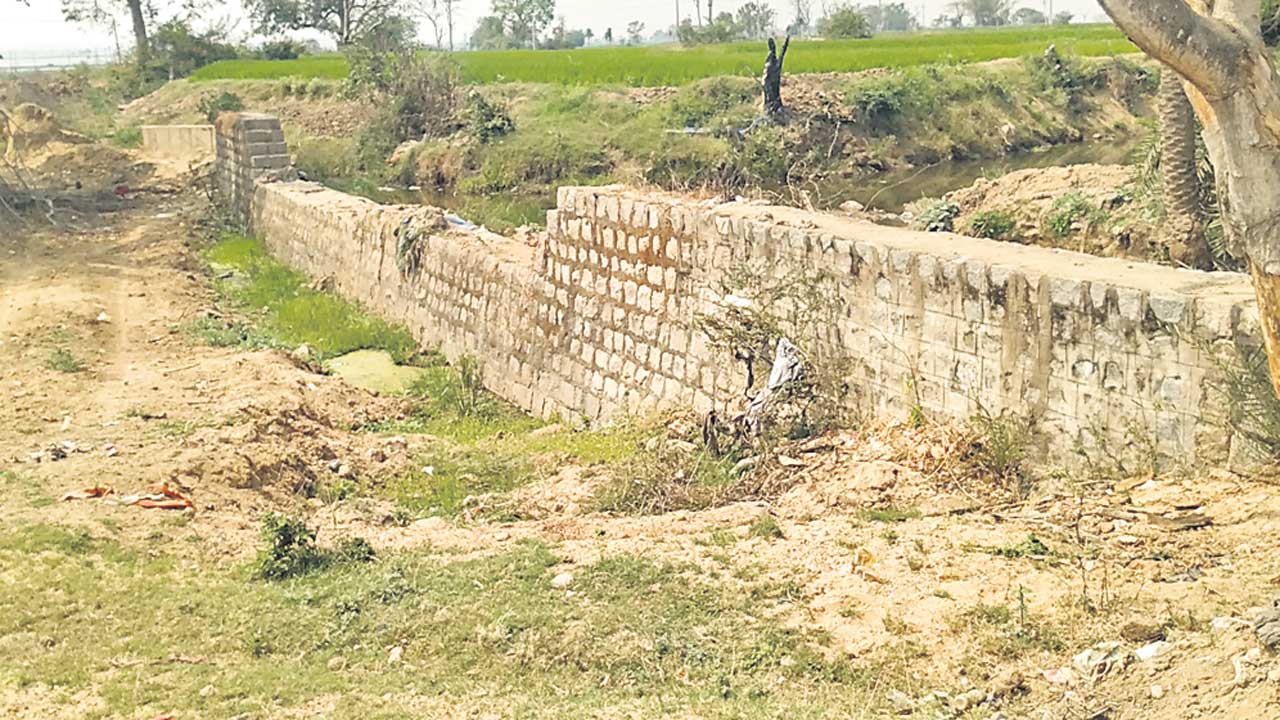 మానని వరద గాయం