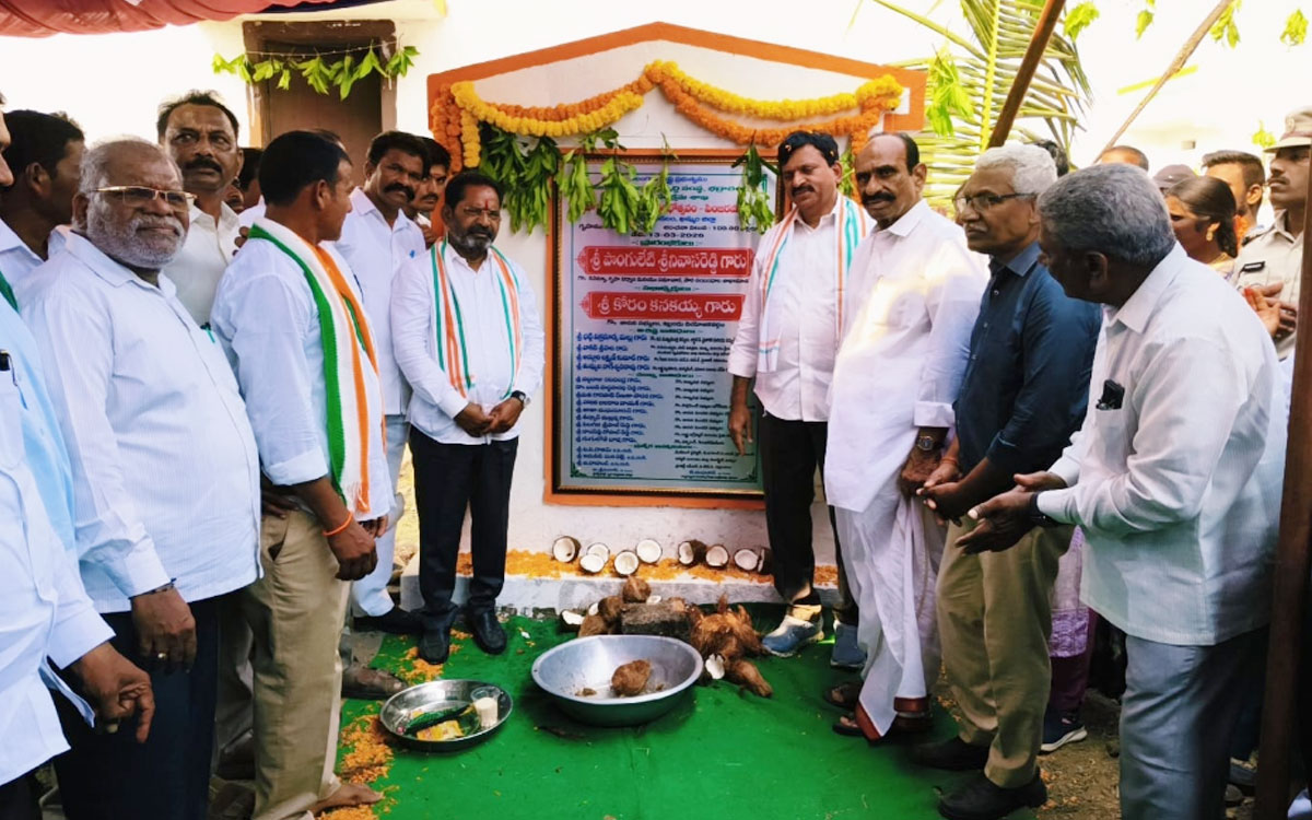 ఈ నెల చివరి నాటికి లక్ష ఇందిరమ్మ ఇండ్లు పూర్తి : మంత్రి పొంగులేటి శ్రీనివాస్‌రెడ్డి