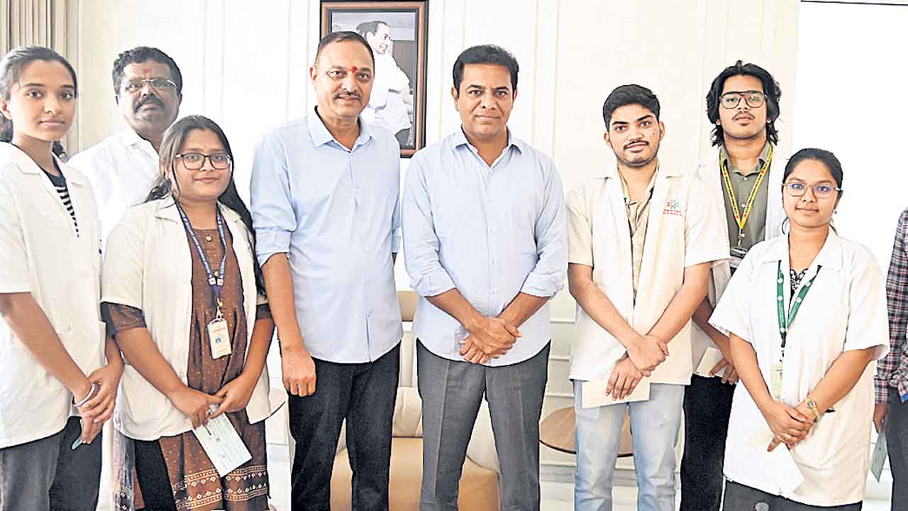 నెరవేరుతున్న పేదల డాక్టర్‌ కల