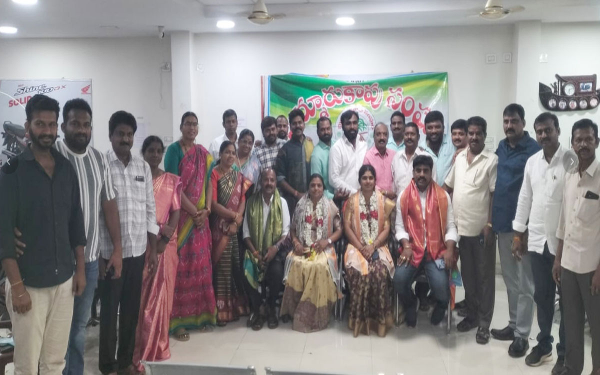 ‘మున్నూరు కాపులంతా ఐక్యంగా ముందుకు సాగాలి’