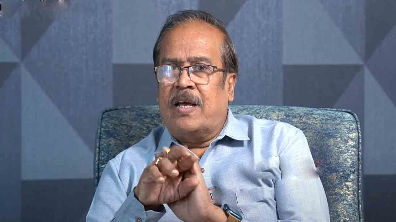 Murthy | టాలీవుడ్‌లో ముదురుతున్న‌ జర్నలిస్టు వివాదం .. వేదుల సూర్యనారాయణ మూర్తిపై దర్శకుల సంఘం ఘాటు లేఖ