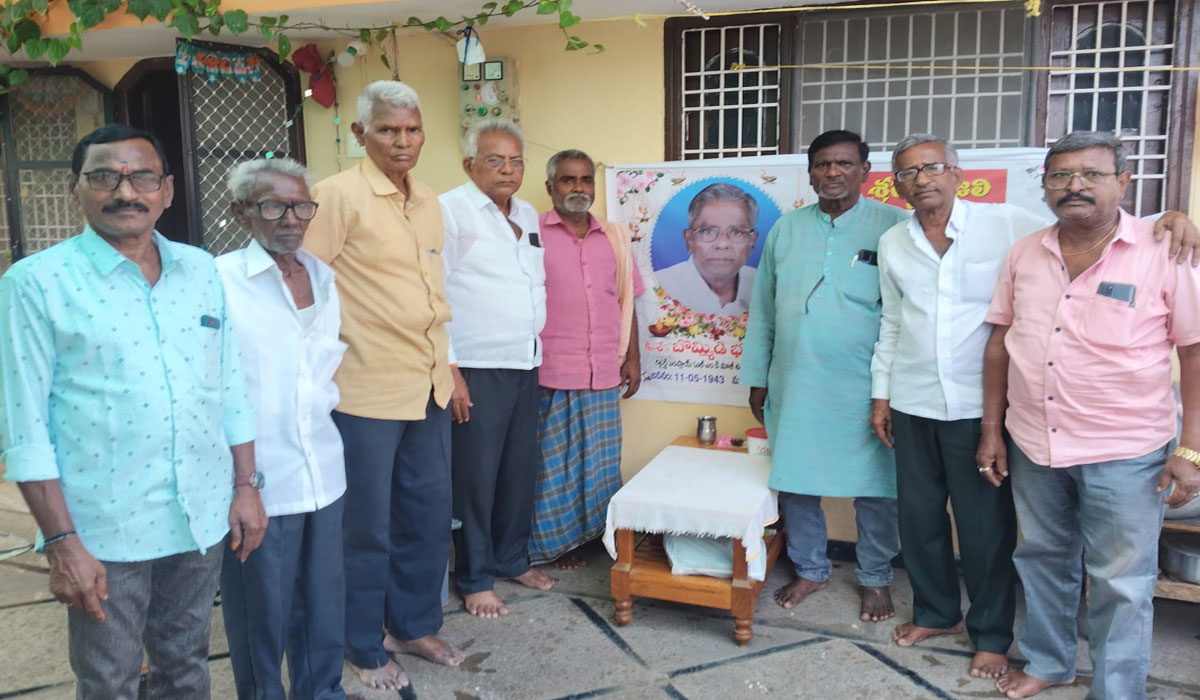 LMD Colony | ఎల్‌ఎండీ కాలనీలో విశ్రాంత ఉద్యోగి భద్రయ్యకు నివాళి