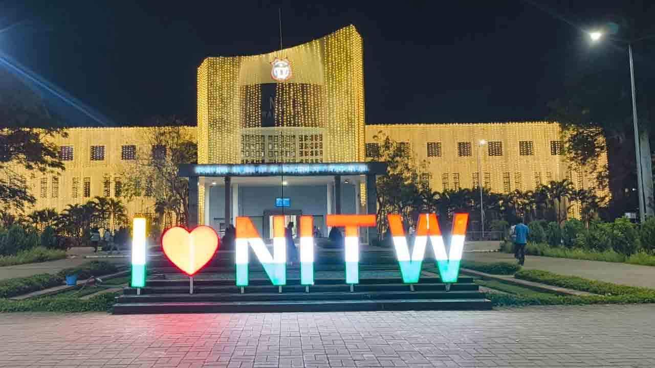 NIT | నిట్‌లో కొట్టుకున్న విద్యార్థులు.. ! విచారణ చేపట్టిన అధికారులు