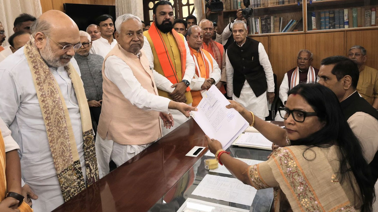 Nitish Kumar: రాజ్య‌స‌భ‌కు నామినేష‌న్ దాఖ‌లు చేసిన బీహార్ సీఎం నితీశ్ కుమార్‌