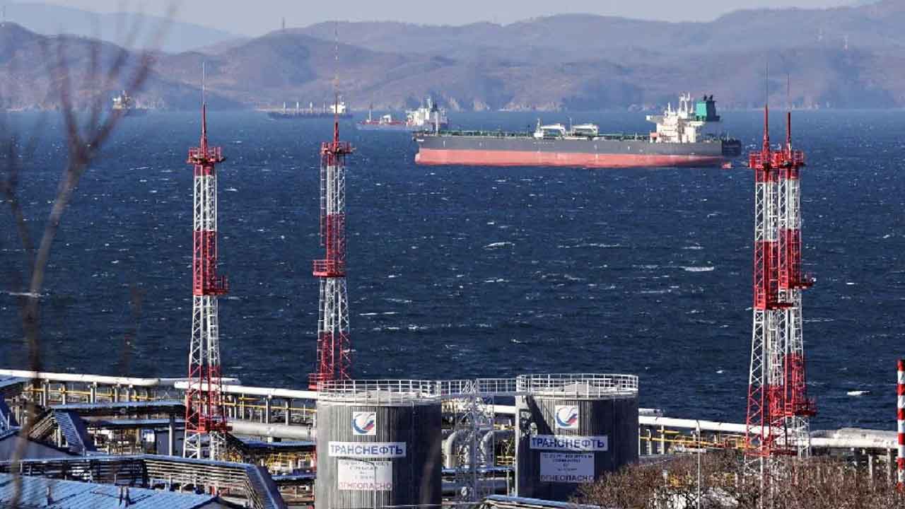 Russia oil | చమురు సరఫరాకు అంతరాయం.. భారత్‌కు 95 లక్షల బ్యారెళ్ల రష్యా చమురు!