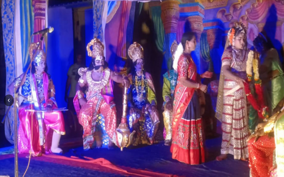 'ప్రభుత్వం తెలుగు పద్య నాటకాలను ప్రోత్సహించాలి'