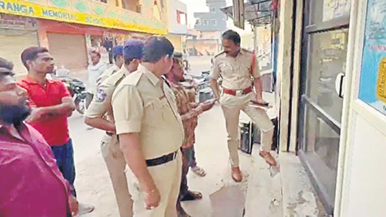 ఏటీఎంలో చోరీ