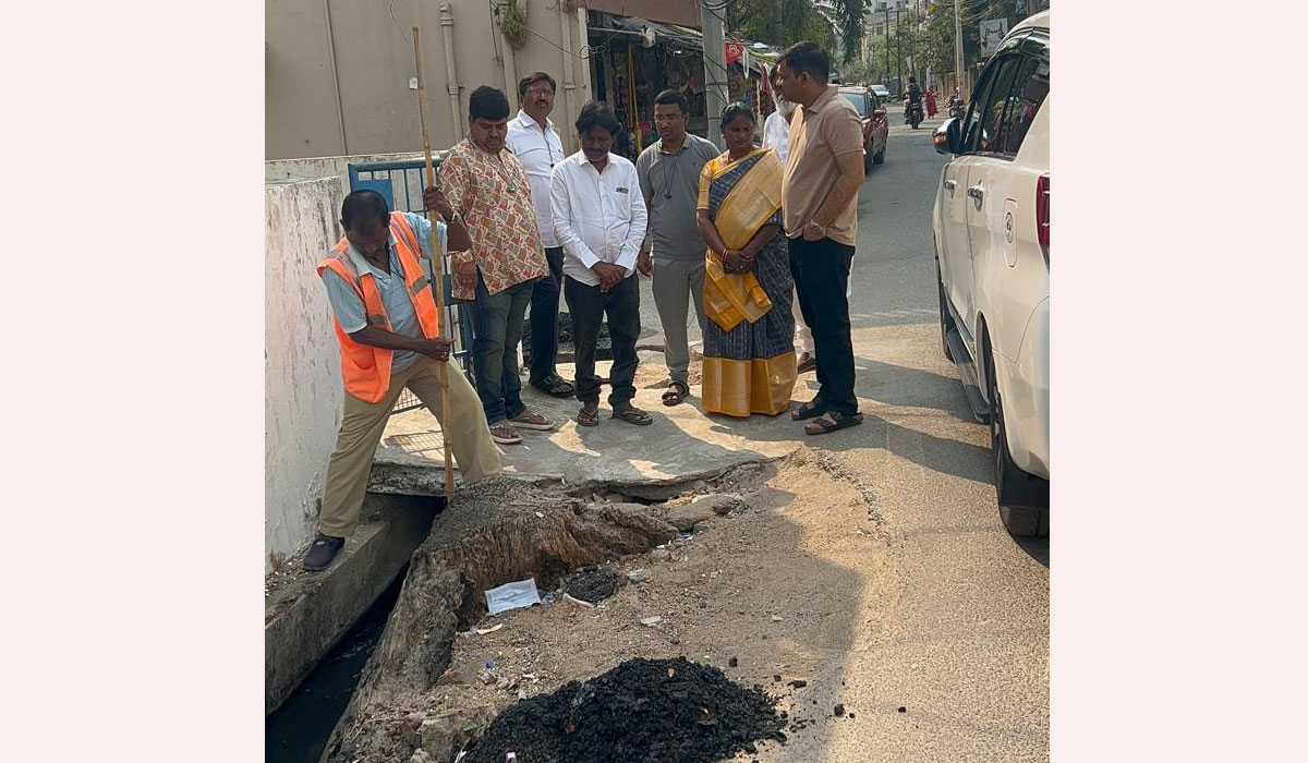 Karimnagar | పరిసరాలను పరిశుభ్రంగా ఉంచుకోవాలి.. కరీంనగర్‌ నగర కమిషనర్ ప్రఫుల్ దేశాయ్