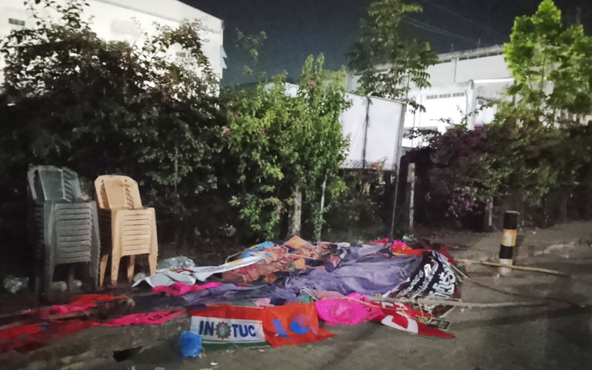 కాంట్రాక్టు కార్మిక సంఘాల దీక్షా శిబిరం భగ్నం