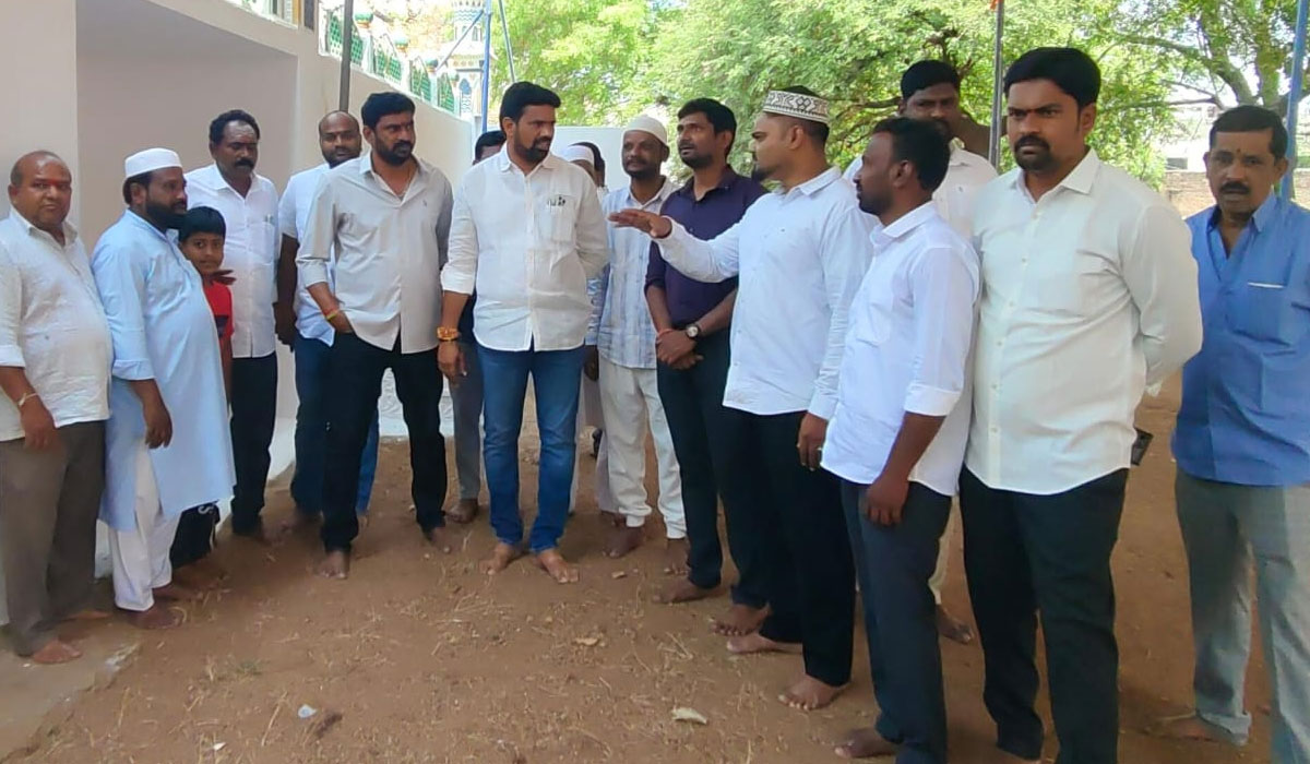 Arrangements | వేములవాడలలో రంజాన్ వేడుకల ఏర్పాట్ల పరిశీలన