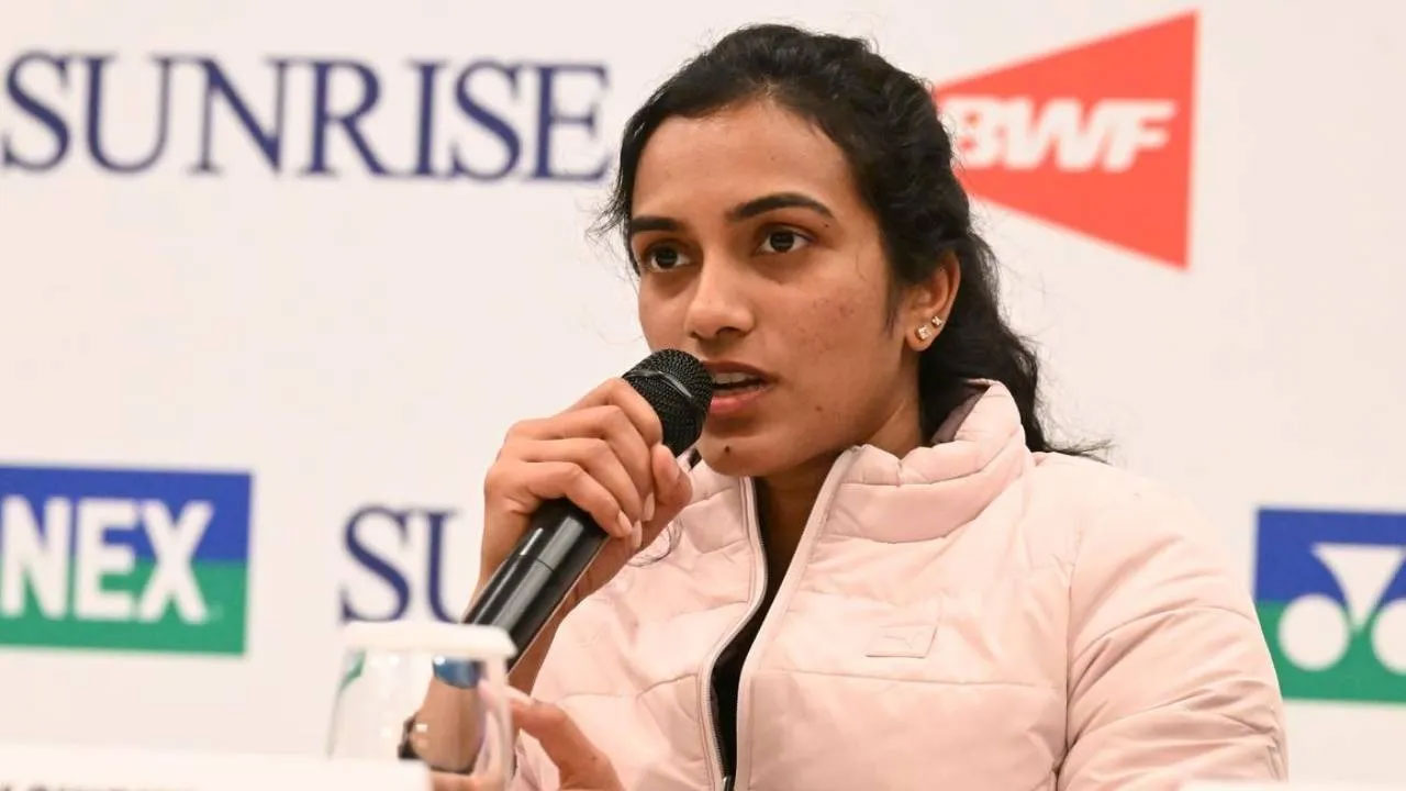PV Sindhu | విమానాశ్రయంలో చిక్కుకున్న పి.వి. సింధు .. ప‌రిస్థితి దారుణంగా ఉందంటూ పోస్ట్‌