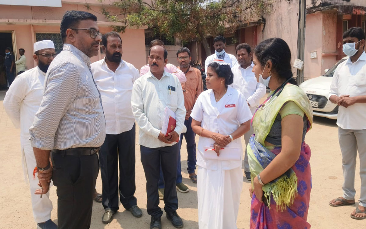 ‘పద్ధతి మార్చుకొని పనిచేయండి.. లేక‌పోతే లైసెన్స్‌ బ్లాక్ లిస్ట్‌లోకి’