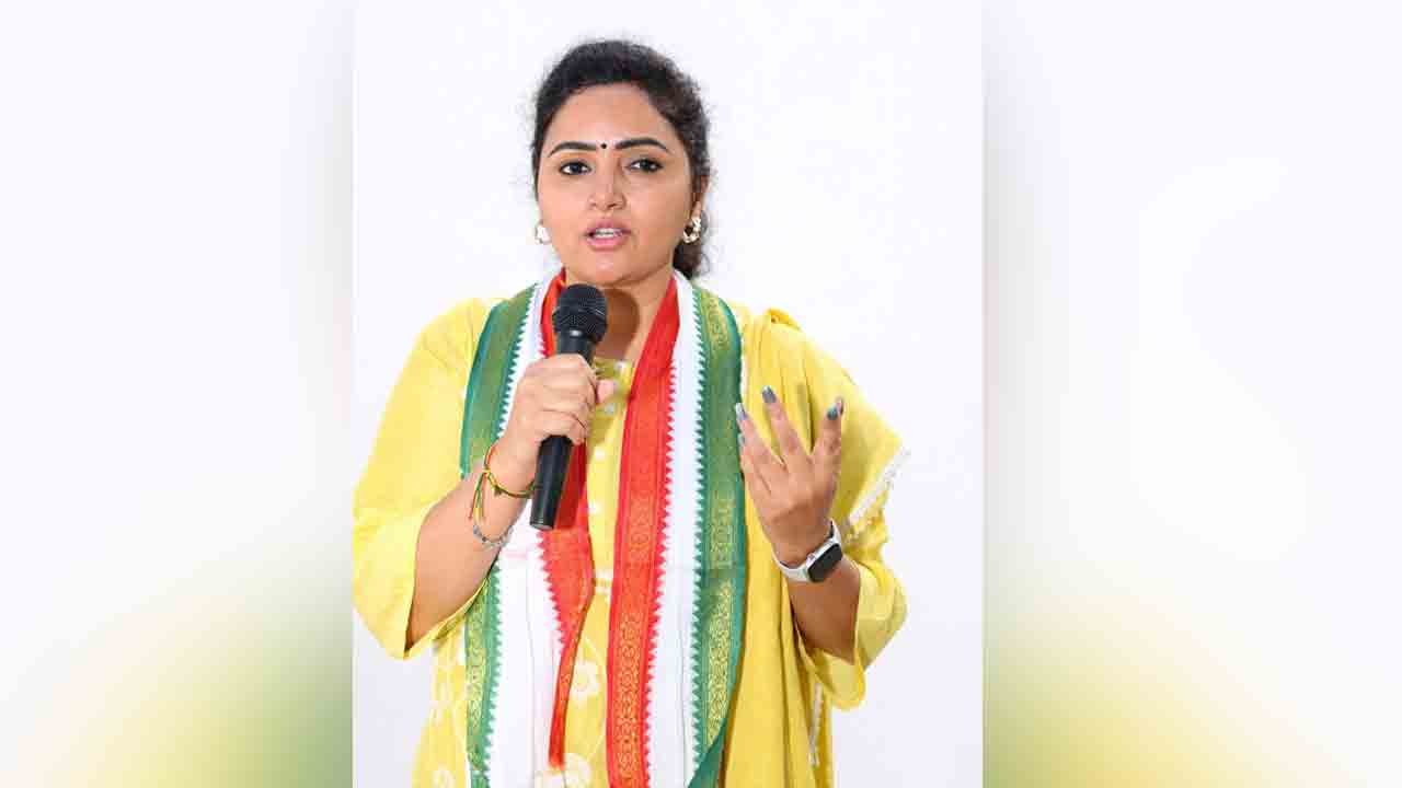 Boyalapalli Rekha | రూపాయి పతనం.. మోదీ ‘ఆర్ధిక పాలన’లో జరిగిన ఘోర వైఫల్యం..!