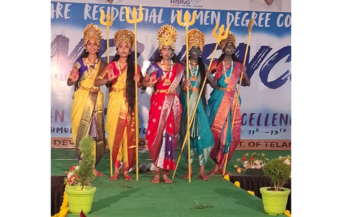 'చ‌దువుతో పాటు అన్ని రంగాల్లో రాణించేందుకు ఆట పాట‌లు దోహ‌దం'