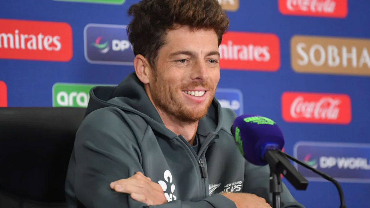 Mitchell Santner: రేపే టీ20 వ‌ర‌ల్డ్‌క‌ప్ ఫైన‌ల్..  బుమ్రాపై ప్ర‌శంస‌లు కురిపించిన కివీస్ కెప్టెన్