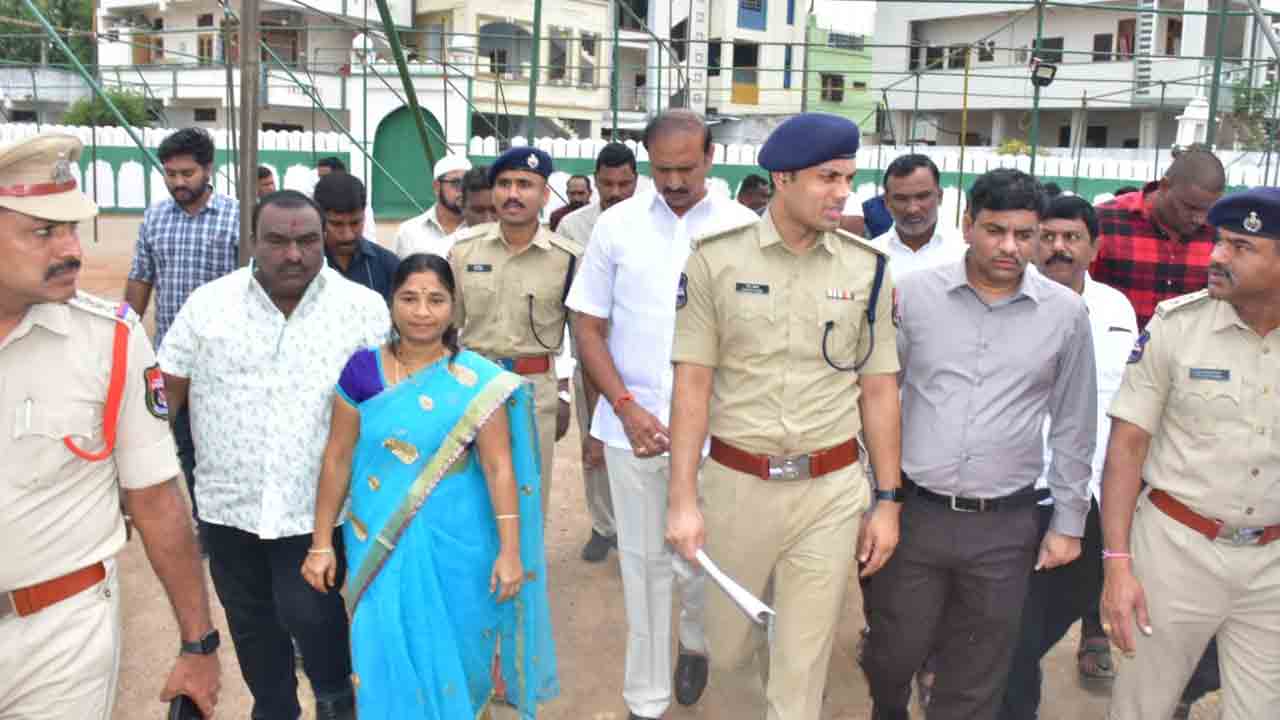 Karimnagar | రంజాన్ ఏర్పాట్లను పరిశీలించిన సీపీ గౌస్ ఆలం