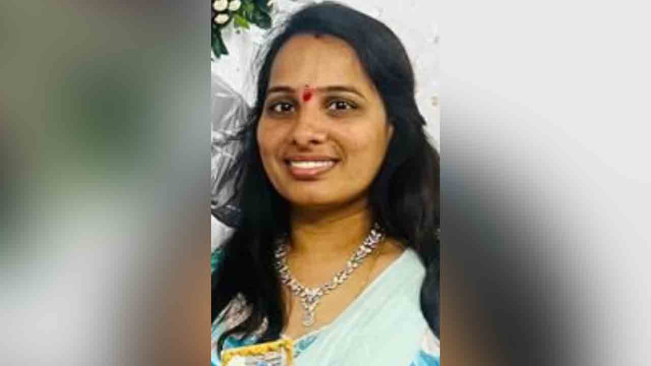 Karimnagar | గన్నేరుపప్పు తిని కరీంనగర్ టూ టౌన్ ఎస్‌ఐ చంద్రశేఖర్ భార్య ఆత్మహత్య