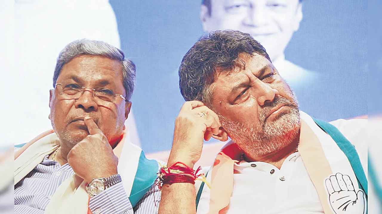 Karnataka | స్వపక్షంపైనే కర్ణాటక కాంగ్రెస్‌ సర్కార్‌ ఫోన్‌ ట్యాపింగ్‌!